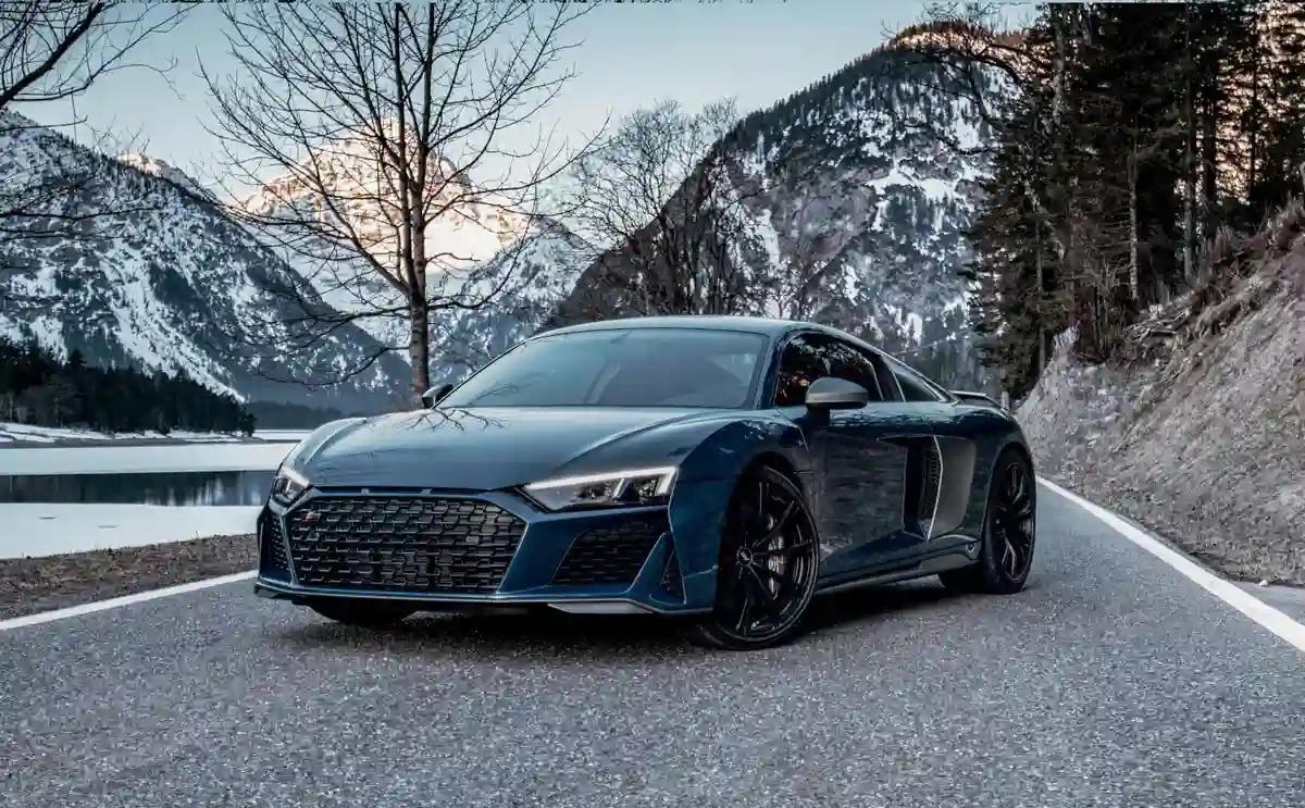 Audi R8 V10 Performance: Akselerasi 0-100 km/h yang Menggila!