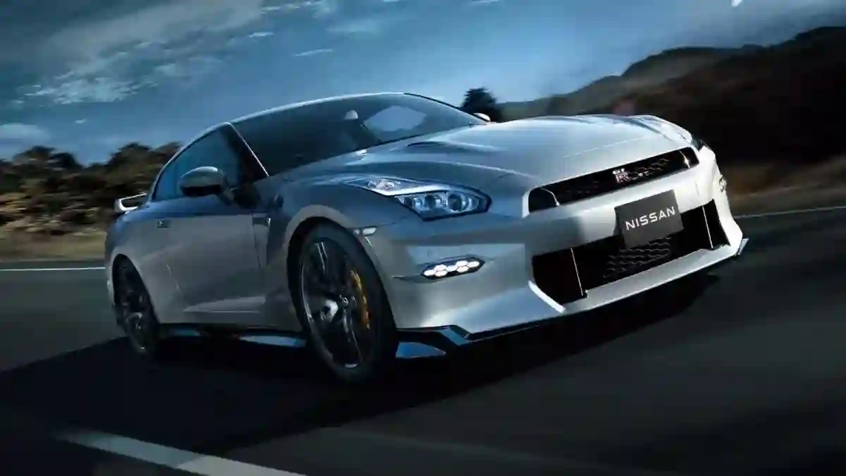 Nissan GT-R Nismo 2025 Indonesia: Sang Godzilla Balik Lebih Ganas!