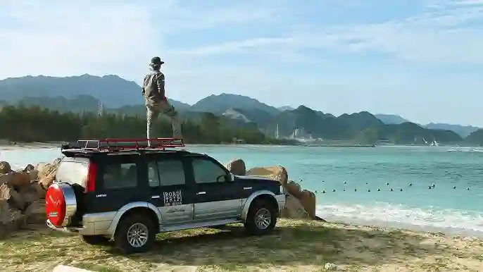 Road Trip Impian: Jalur Touring Terindah di Indonesia